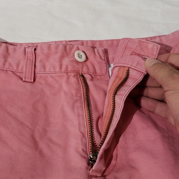 Vineyard Vines Shorts - Picture 7 of 7